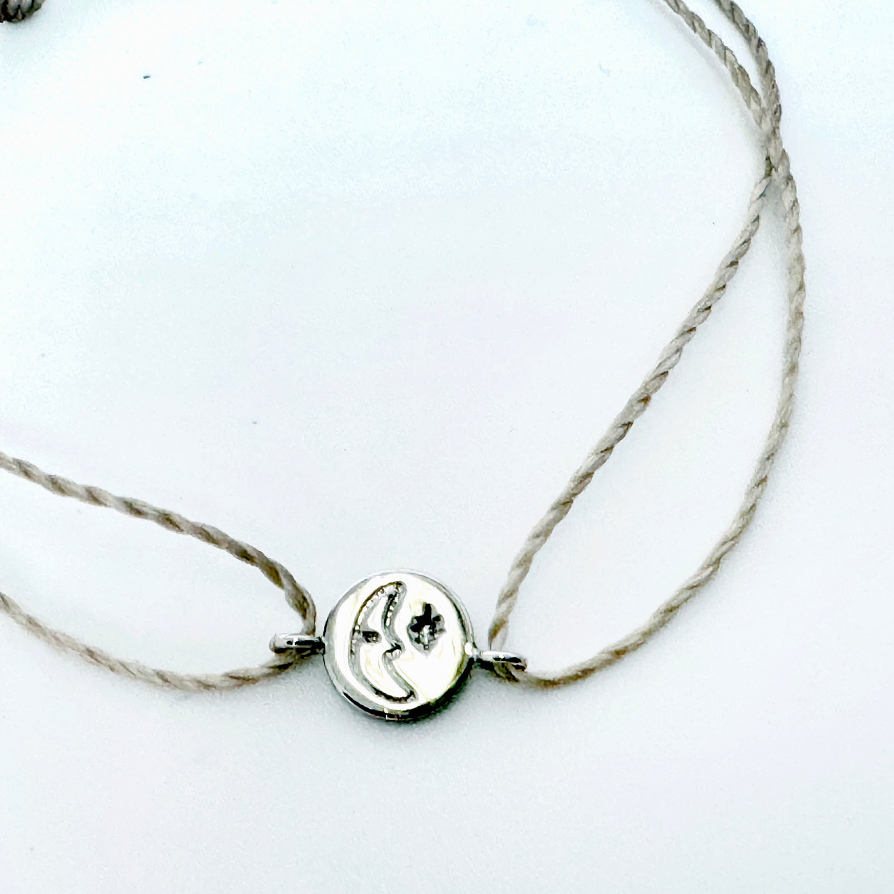 月チャームブレスレット