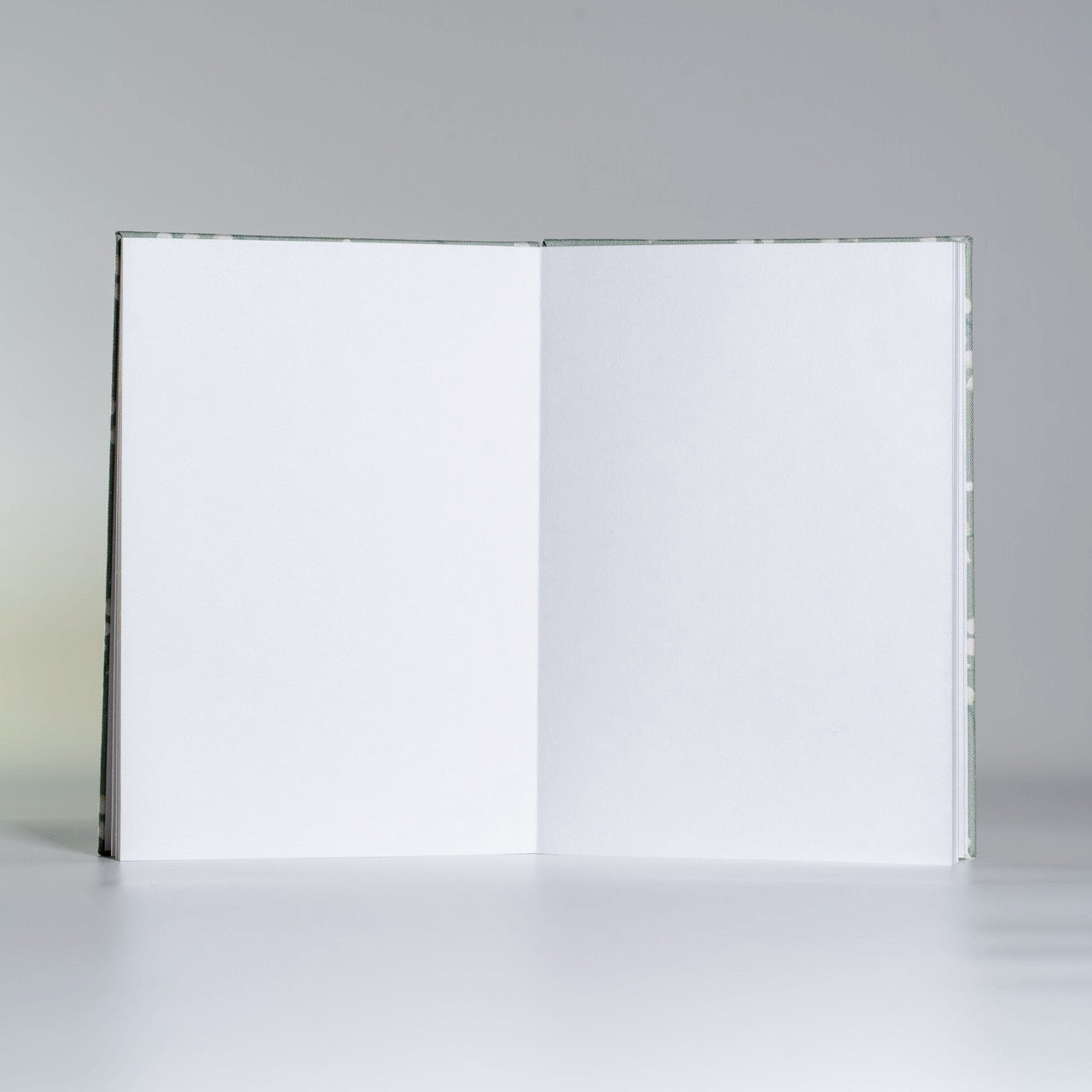 御朱印帳 神馬と鳥居「選べる6種類」