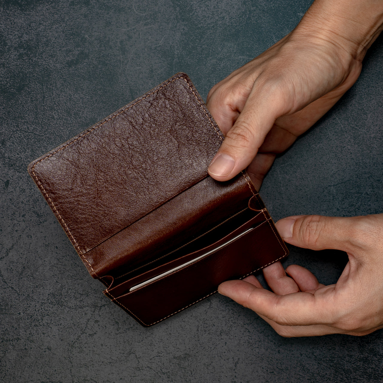 伊勢の銘木「御山杉」 名刺入れ|選べる8色