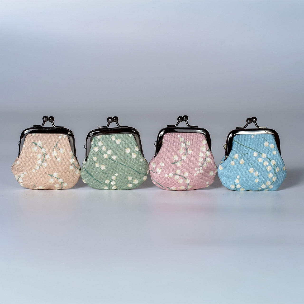 がま口財布　スズラン柄