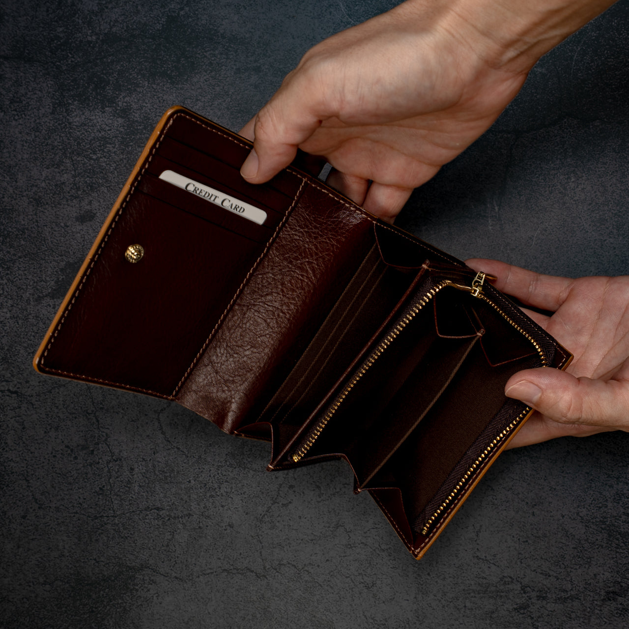 伊勢の銘木「御山杉」  二つ折り財布｜選べる4色